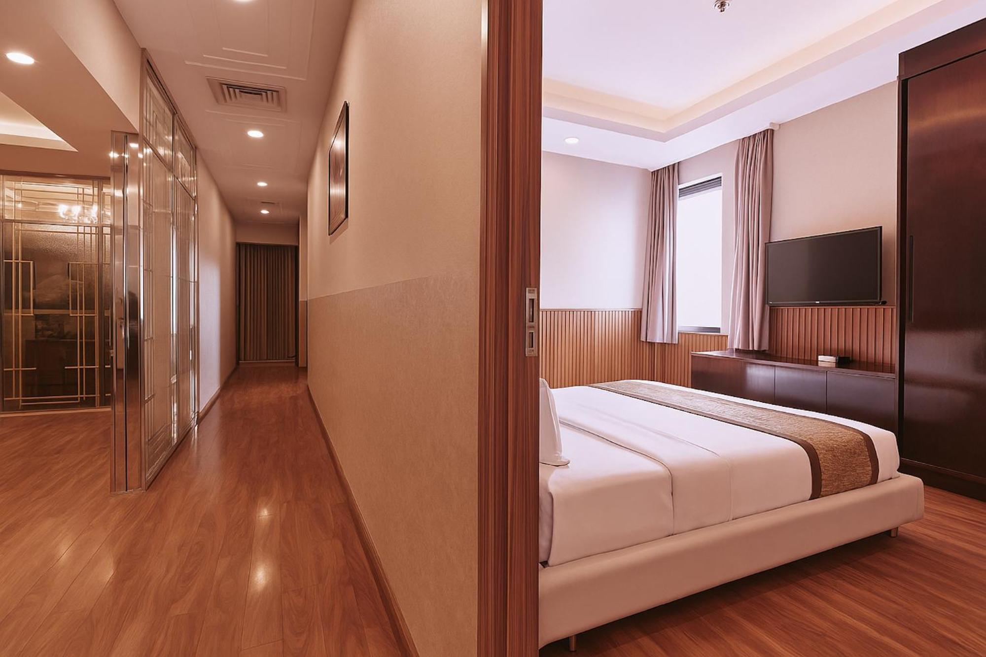 Mercury Boutique 3*